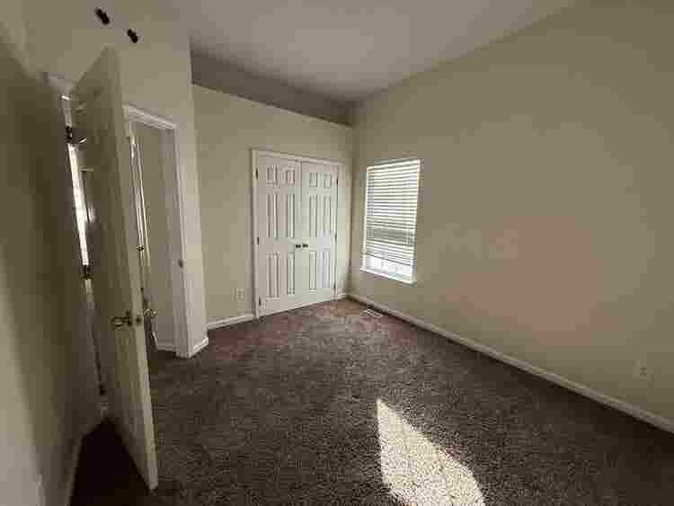 Immediate move in available!