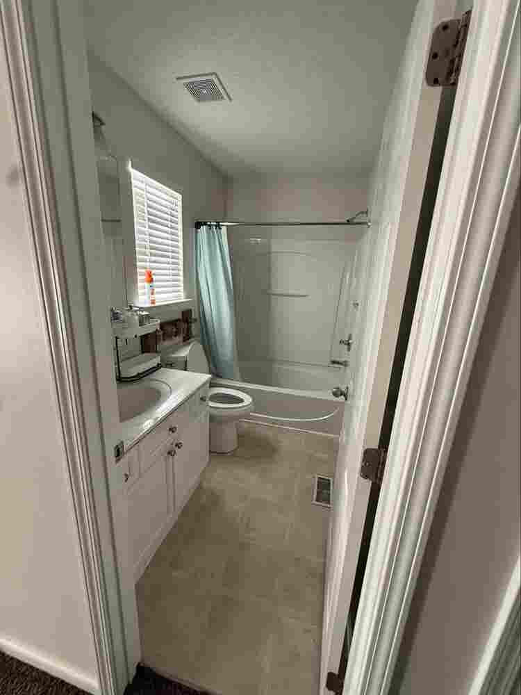 Immediate move in available!