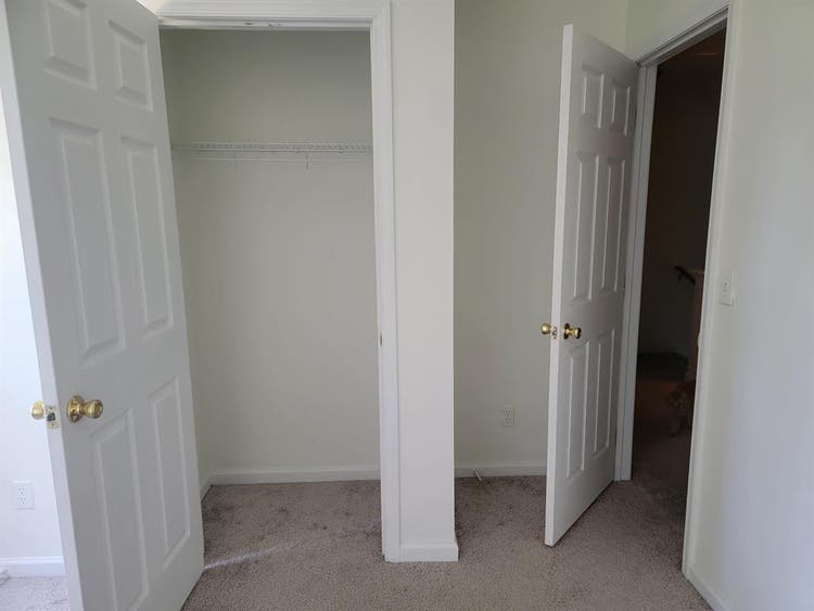 Room for rent! Female only