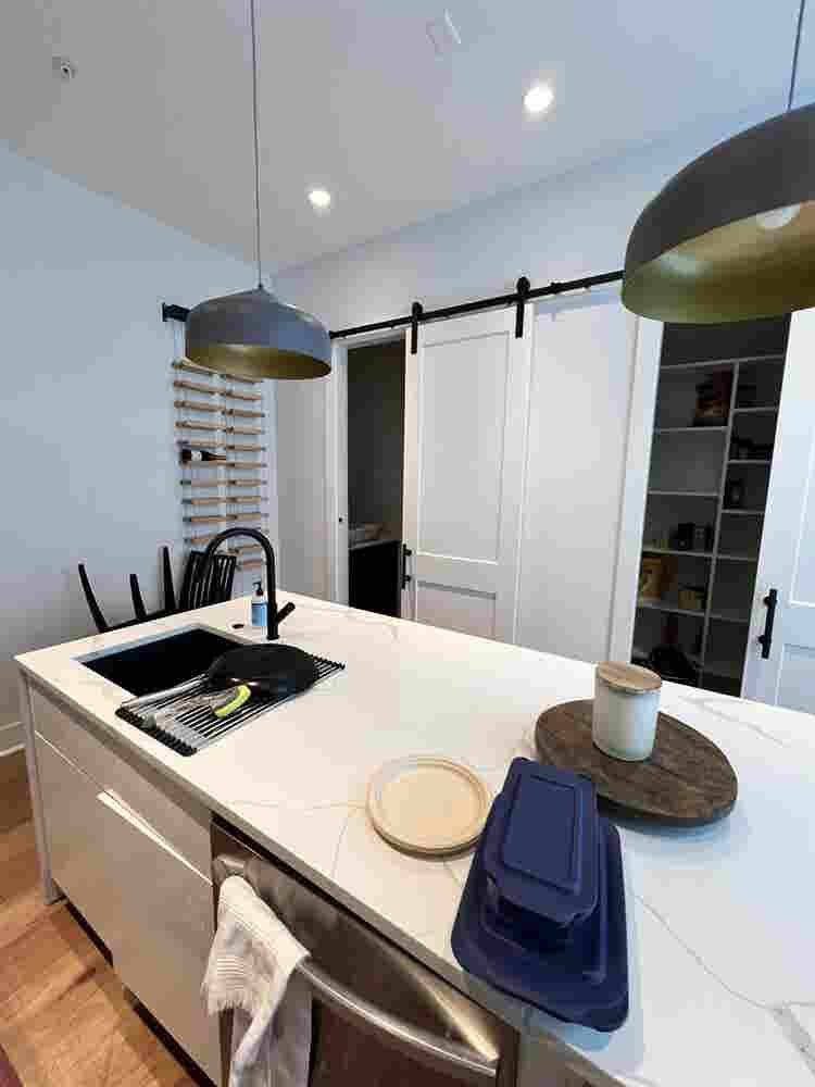 Room in O4W Townhouse (BA)