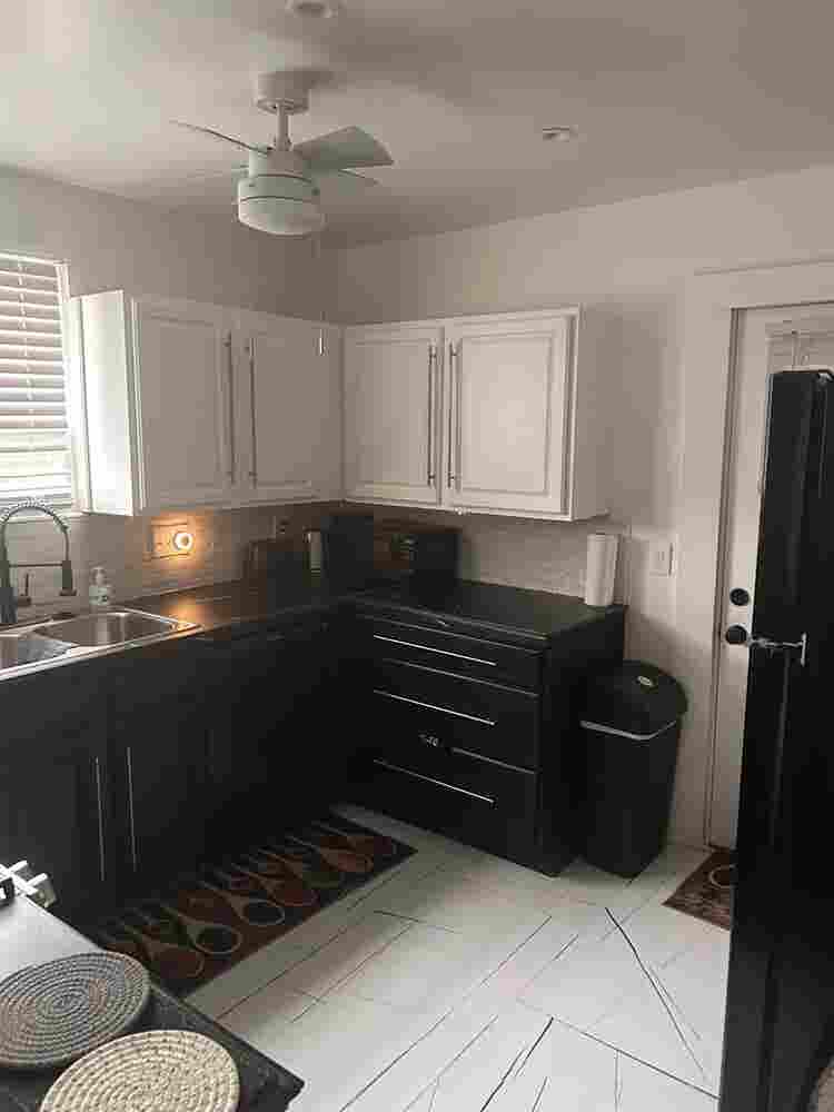 Close to Downtown & major freeways