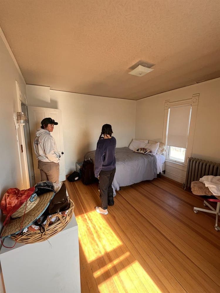 3 Rooms for rent