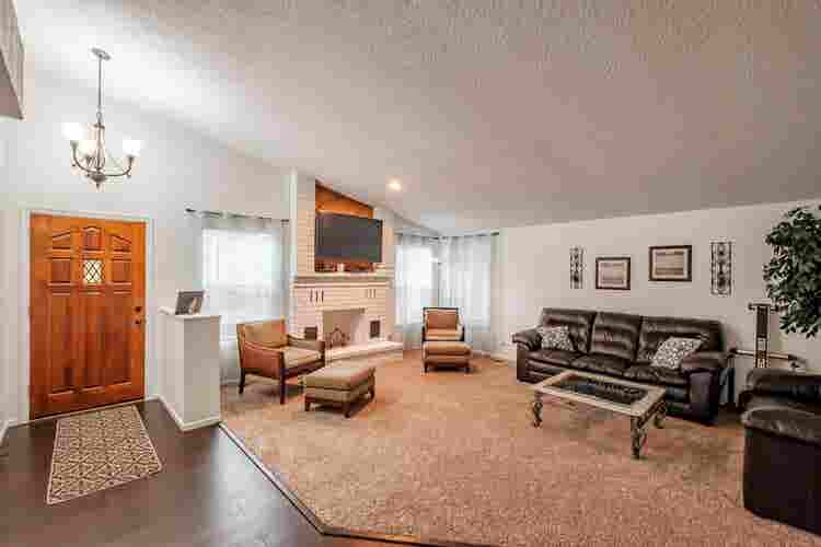 Move in Ready Room near Lancaster