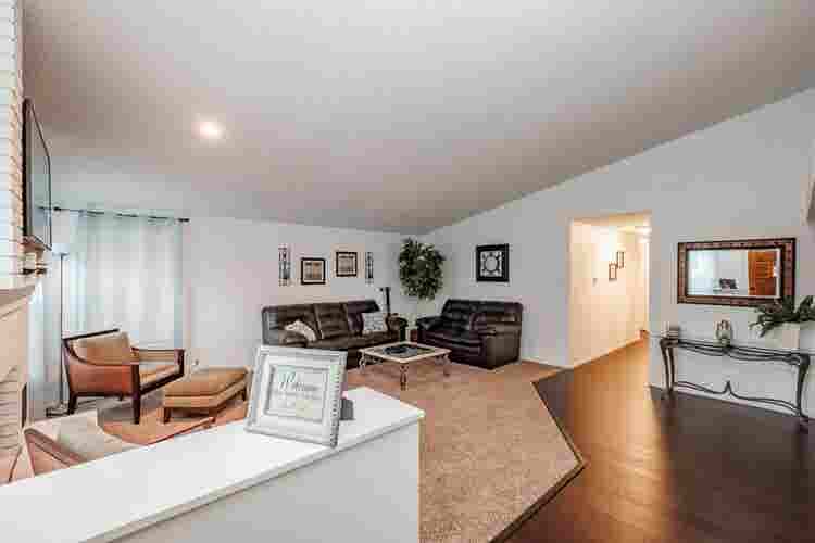 Move in Ready Room near Lancaster