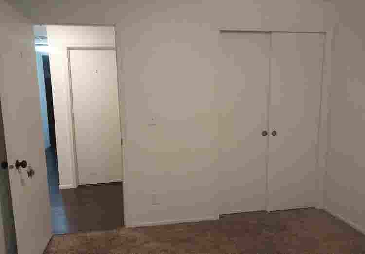 Move in Ready Room near Lancaster