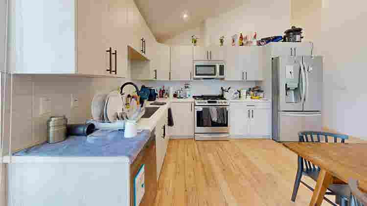 1 BR in Los Angeles