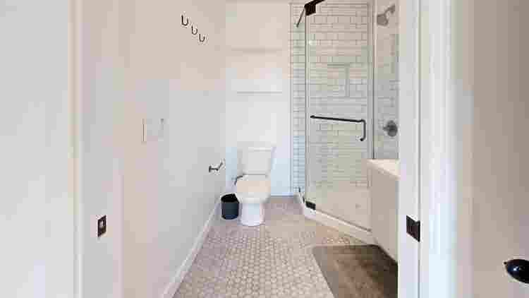 1 BR in Los Angeles