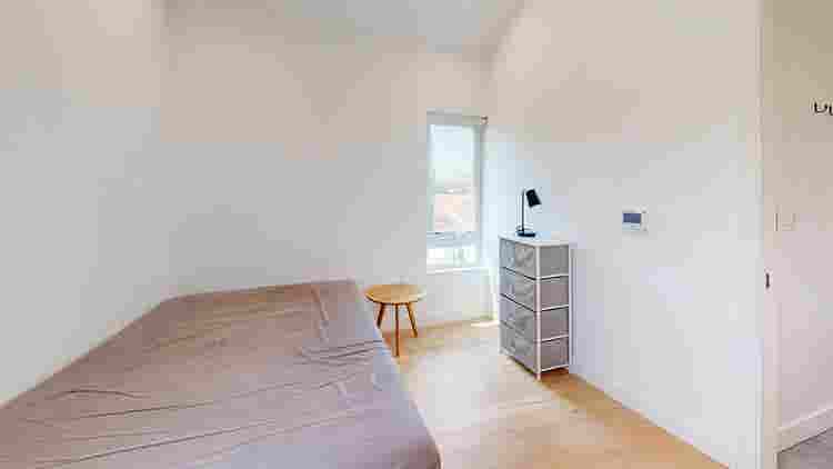 1 BR in Los Angeles