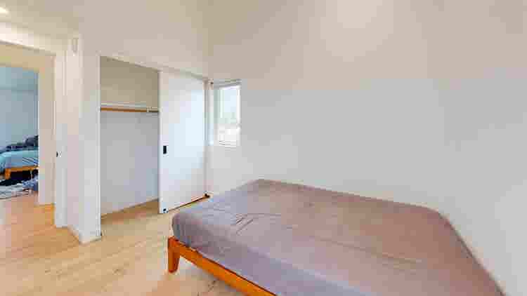 1 BR in Los Angeles