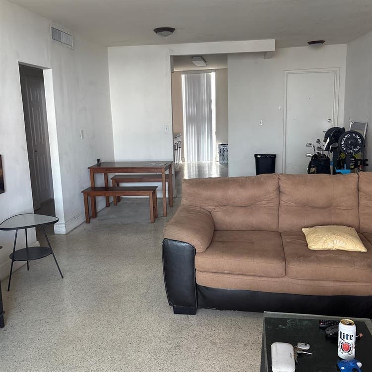 Large 1 bedroom in North beach