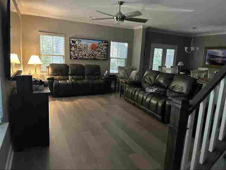 Looking for
 a roommate
