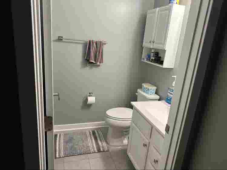 Looking for
 a roommate