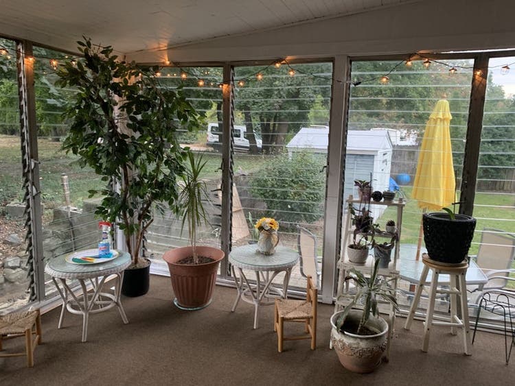 Room w/ bath in great neighborhood