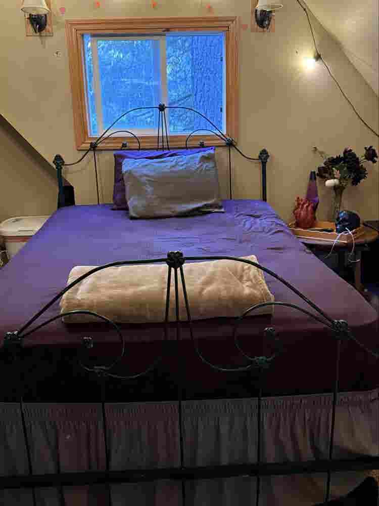 Studio Apartment Bedrooom