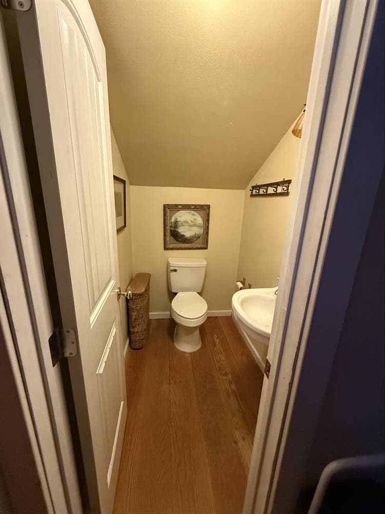 Studio Apartment Bedrooom