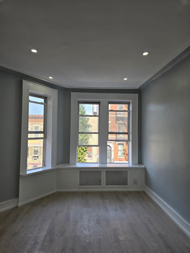 4 bedroom apartment