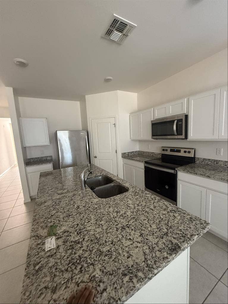 Same day move-in/ No deposit