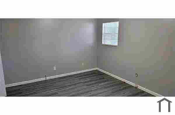 2 BR in Riverdale