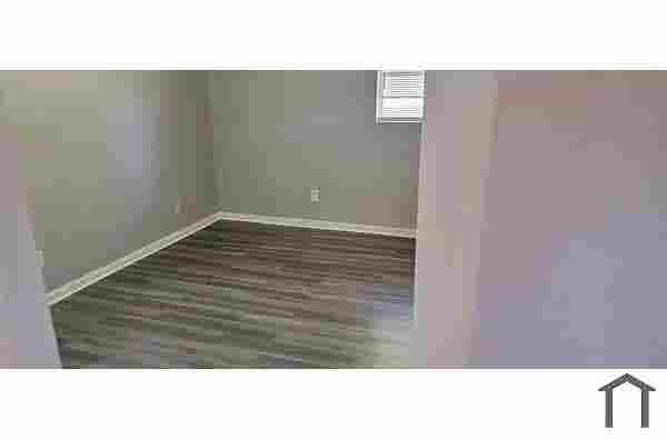2 BR in Riverdale