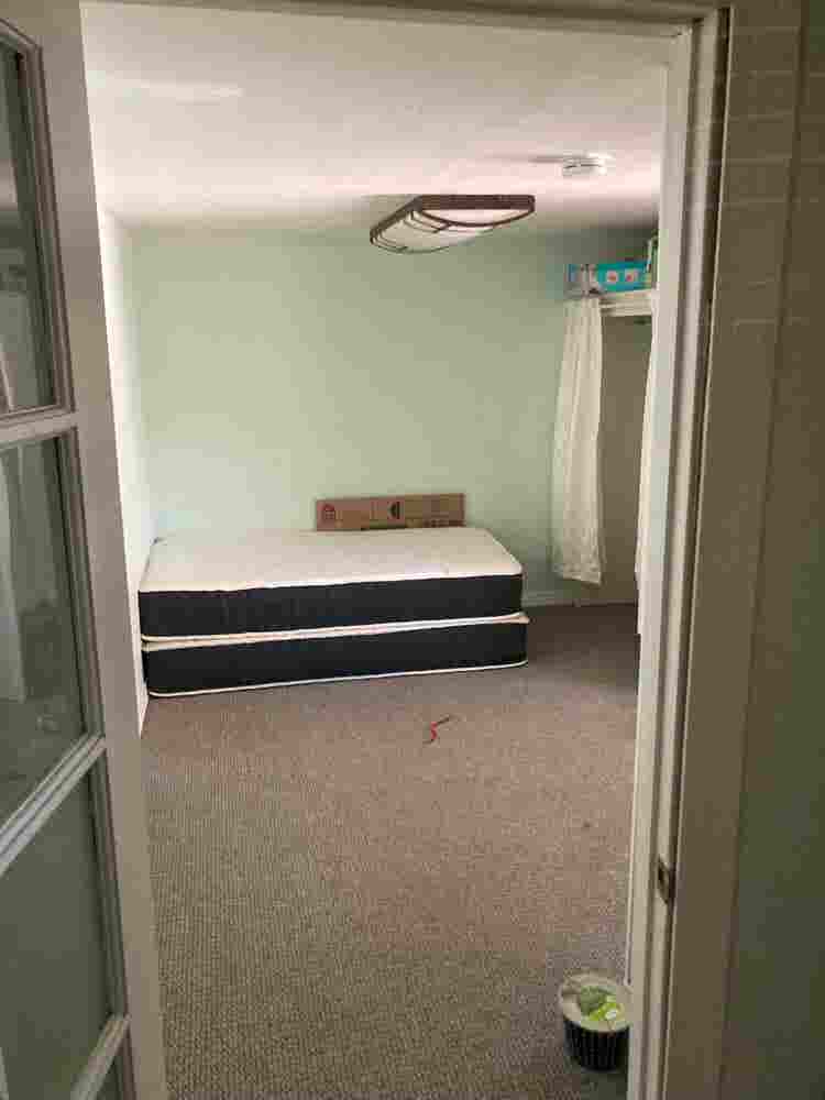 Room for rent shared bathroom kitc
