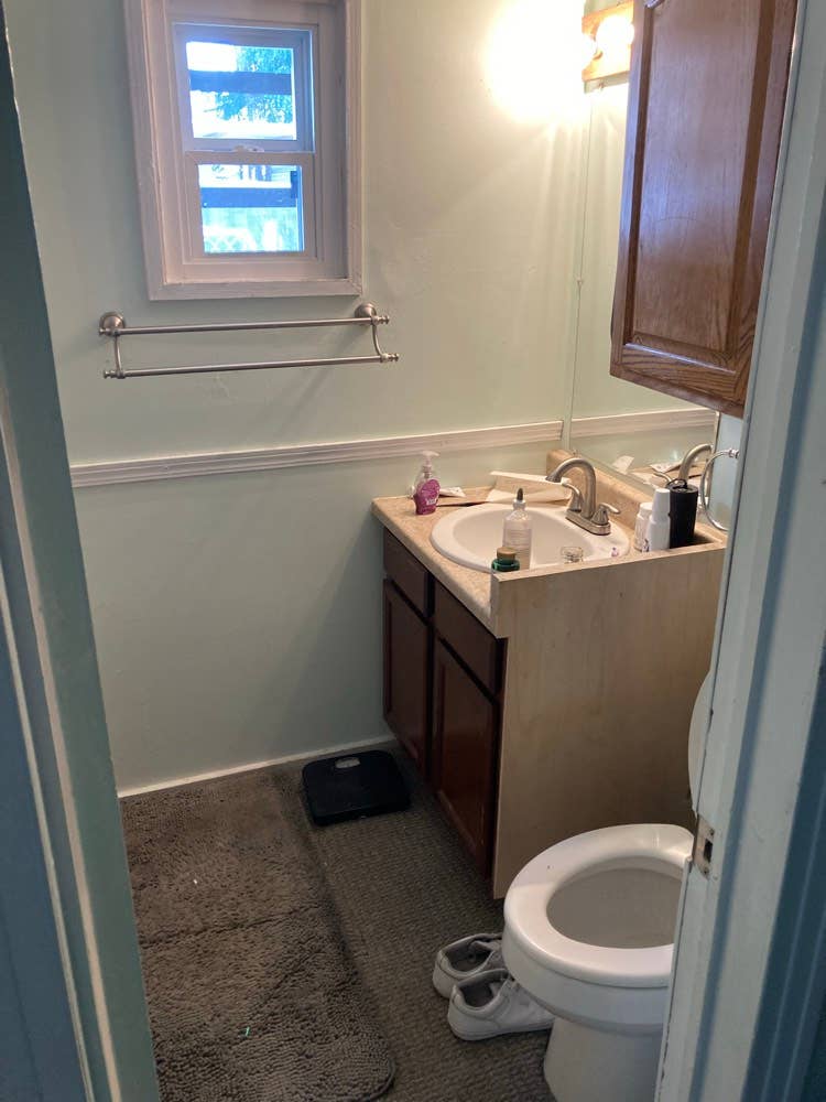 Room for rent shared bathroom kitc