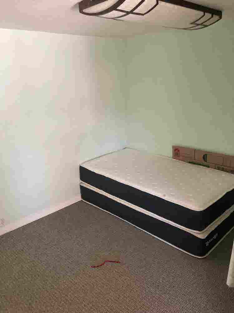 Room for rent shared bathroom kitc