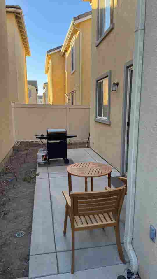 Room for Rent- College Park, Chino