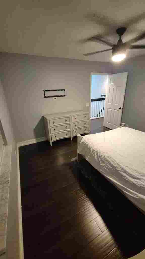 room for rent spacious house