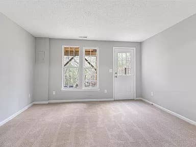 3 BR in Charlotte