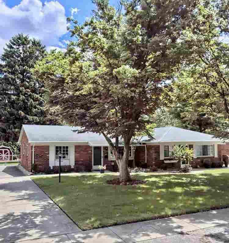 Charming Home For Rent!!!