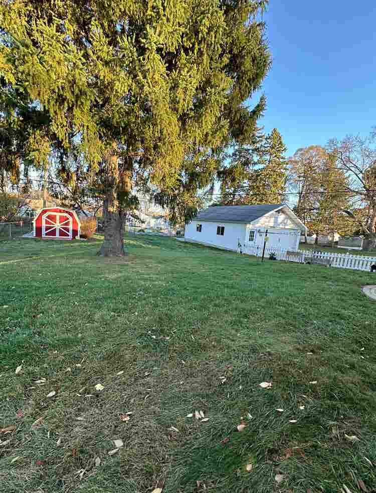 Charming Home For Rent!!!