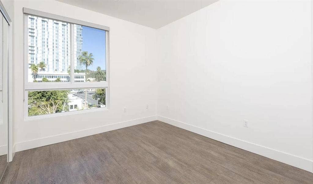 3 BR in Los Angeles