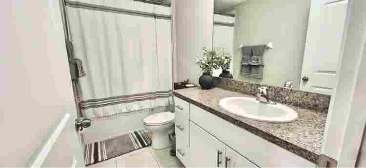 Private room for rent