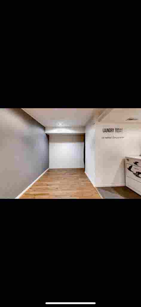 Private Room- Available Immediately