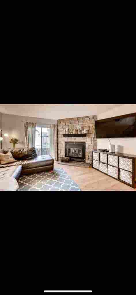 Private Room- Available Immediately
