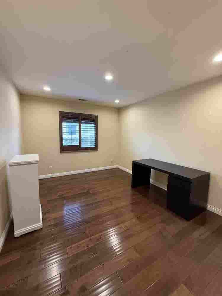 Affordable Private Rooms for Rent