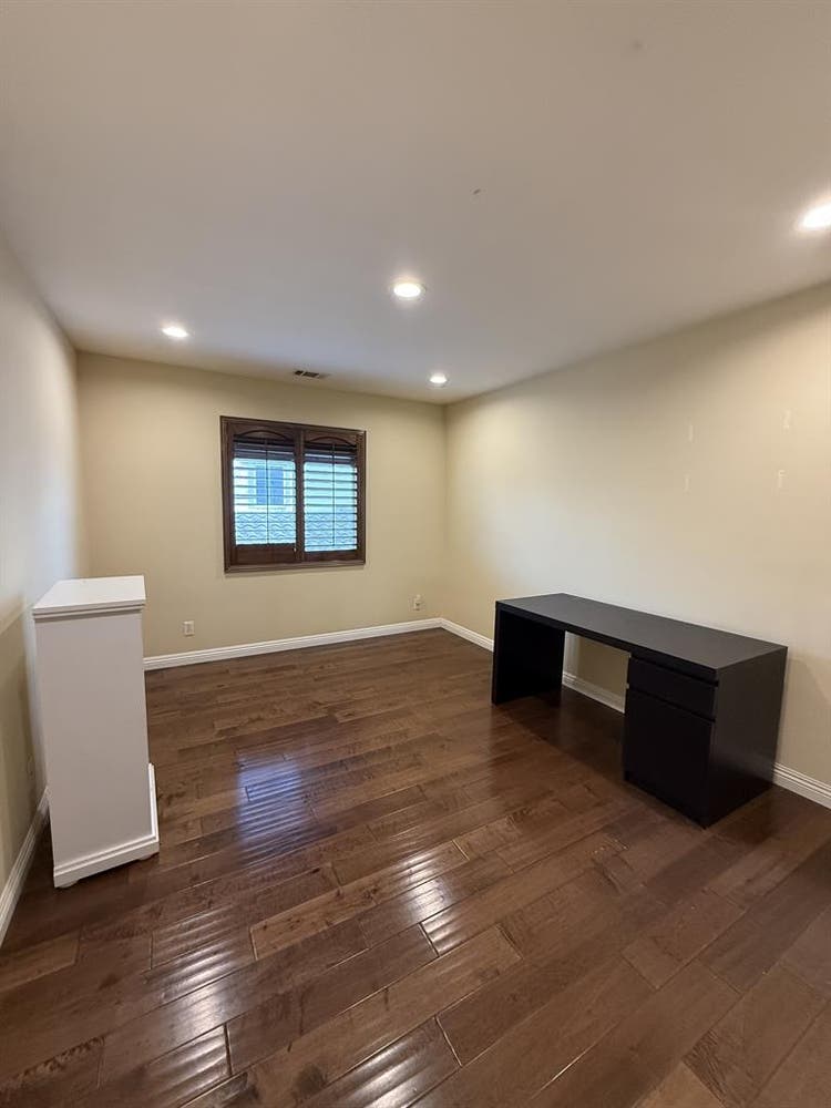 Affordable Private Rooms for Rent