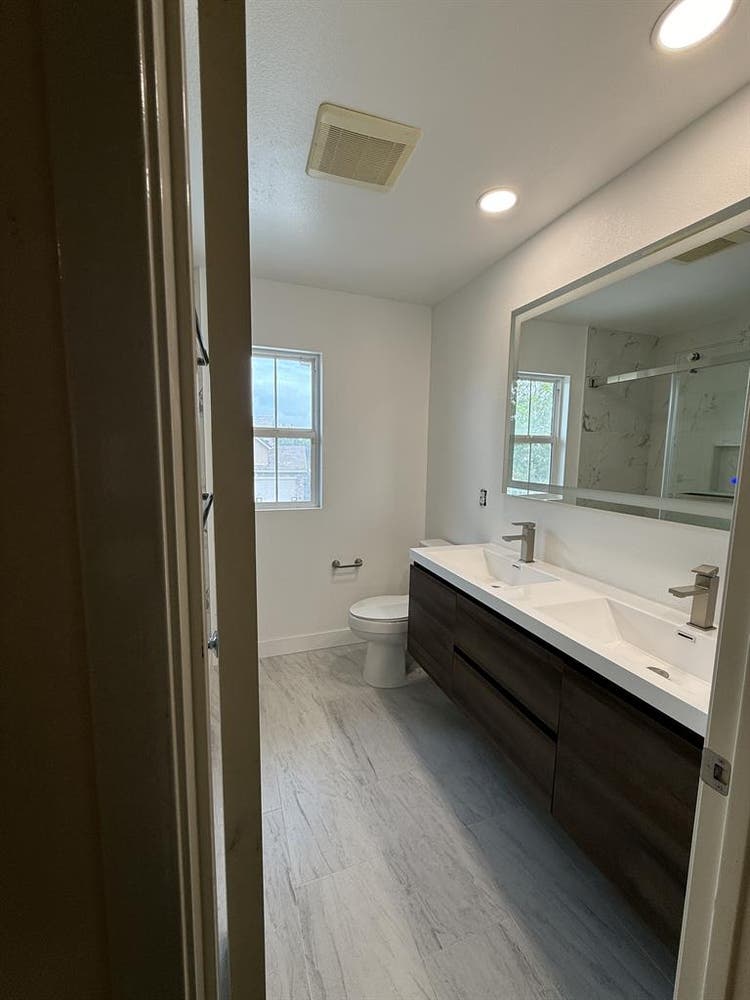 Affordable Private Rooms for Rent