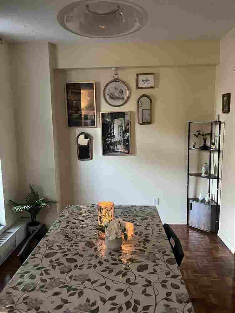 Female Flatmate required