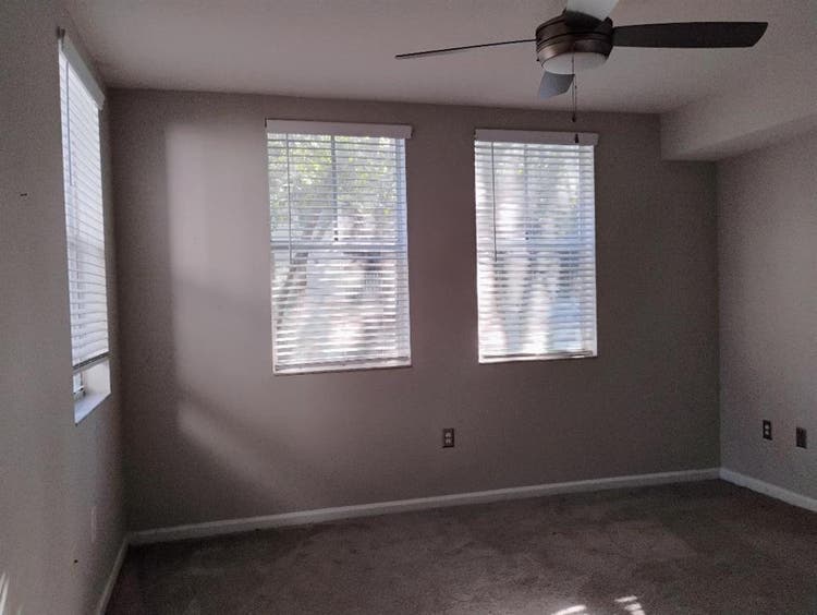 Spacious bed/bath near downtown