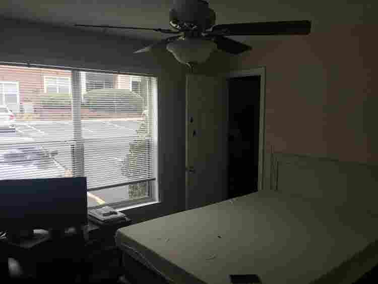 Bedroom and Private Bathroom