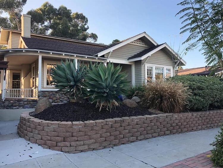 Spacious Home in Vibrant Hillcrest!