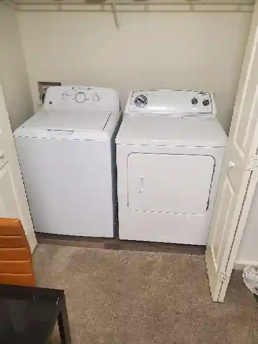 bath Apt, acces to whole apt