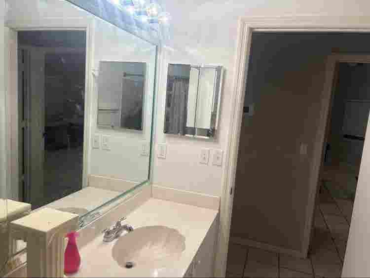 Lake + Private Pool Huge Kitchen 💎