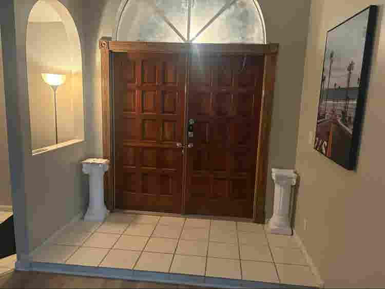 Lake + Private Pool Huge Kitchen 💎