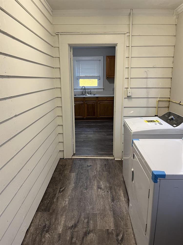 1 BR in Forest Park