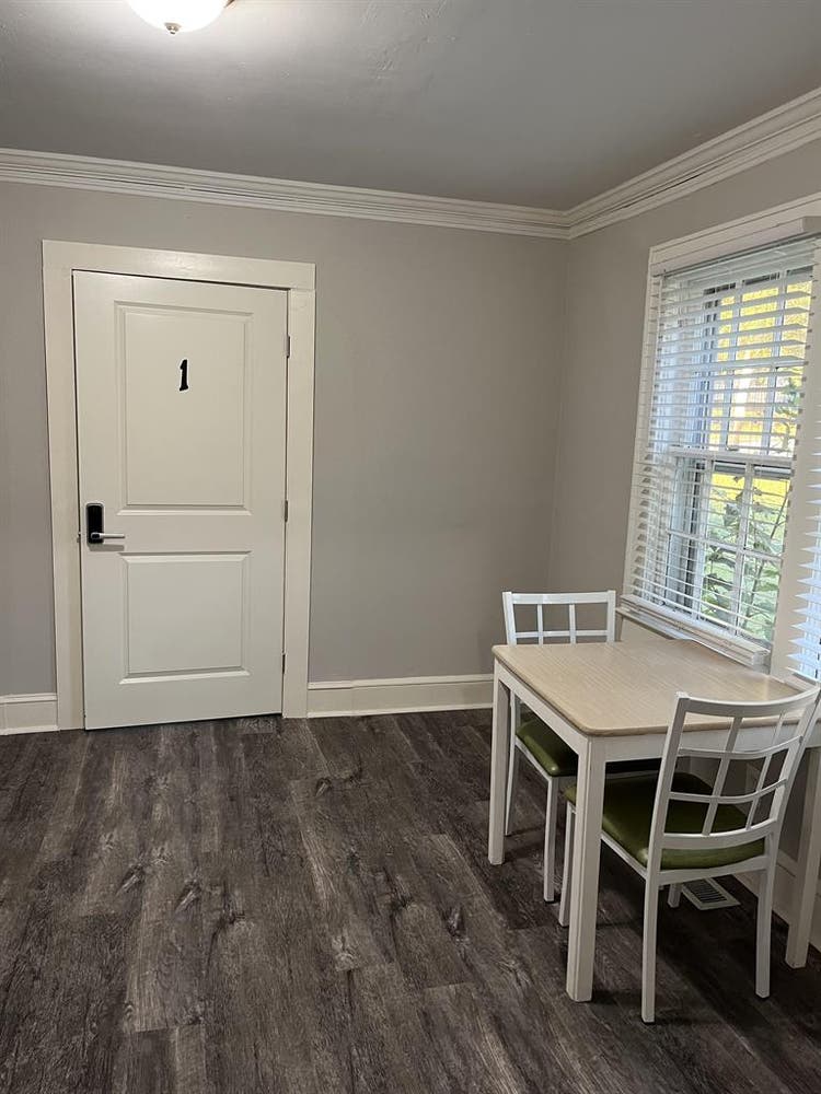 1 BR in Forest Park