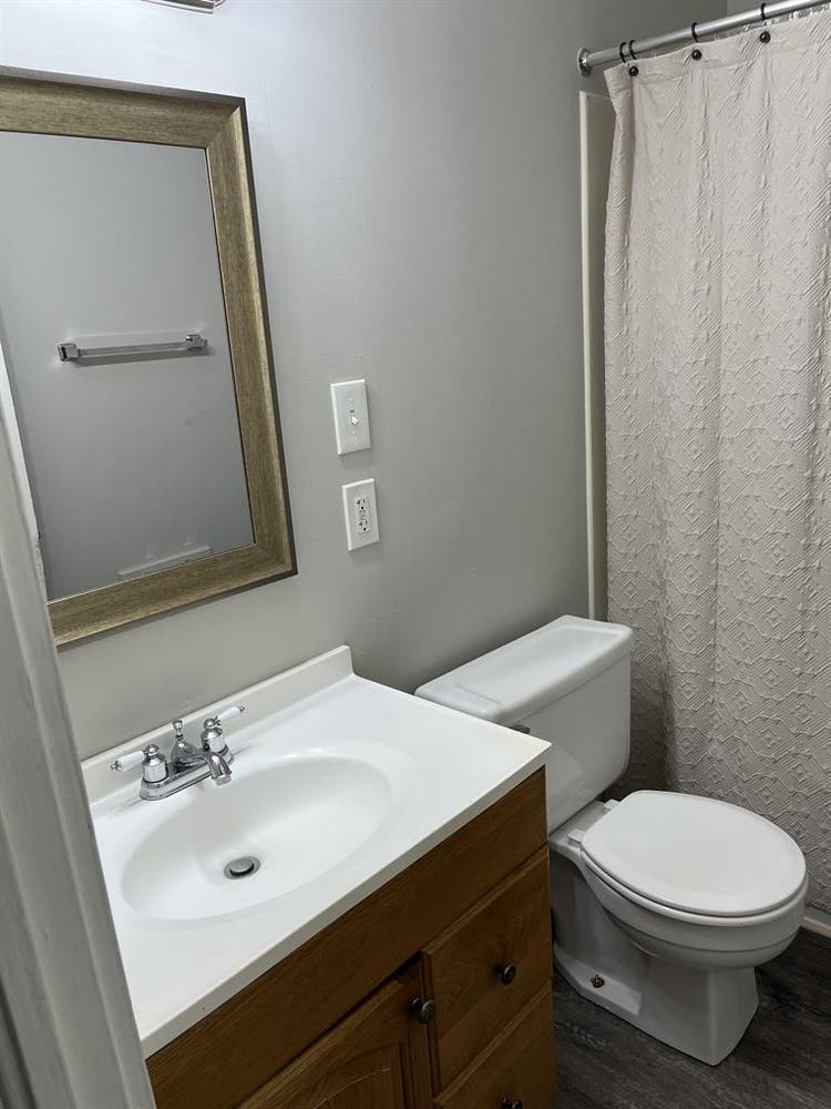 1 BR in Forest Park