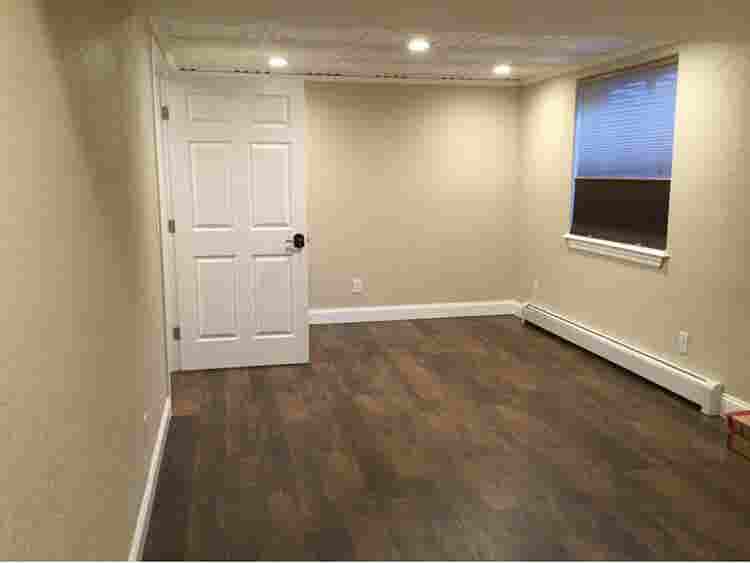 Large room w/ bath and kitchenette