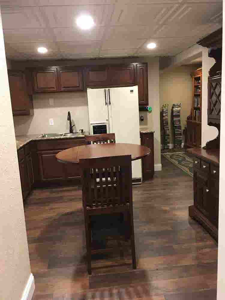 Large room w/ bath and kitchenette
